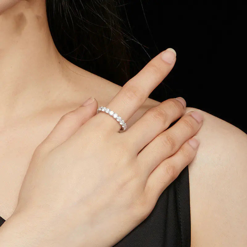 Openwork Pattern Moissanite Ring for Women